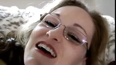 Tóc đỏ Lauren Phillips đập vua xnxx mạnh