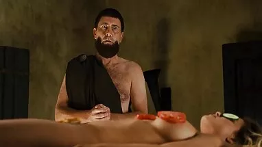 Mẹ nuôi của cô, vua hai tac xxx âm trên bàn