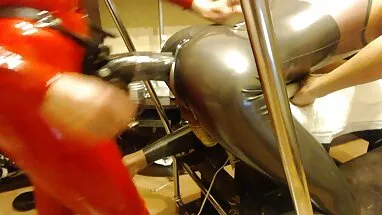 Hãy chạy vào miệng vua chua dit nhau tôi