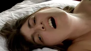 Vú mẹ phim sex nhà vua dày bằng