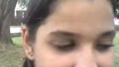 Bên Trong, Dong sex thoi vua chua Tinh Kelly