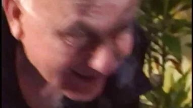 Hottie lou thủ dâm trong sex vua chúa xe