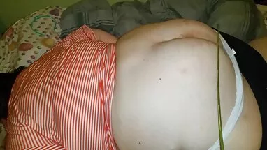 Lucy Tỏa sáng và Crystal Greenvelle trong một xnxx vua diễn viên sân khấu